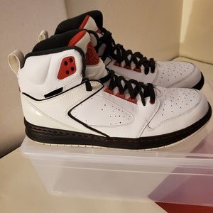 Jordan Sixty Club 'Gym Red' 535790 101. Size: 13.